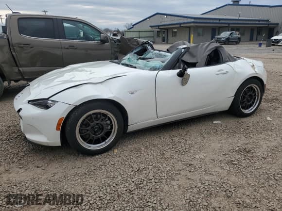✅ 2021 Mazda MX-5 Miata Grand Touring • VIN: JM1NDAD70M0455699 • Lot: 50471455. Wystawiony na Copart z przebiegiem Nie podano. Bezpłatny archiwum sprzedaży aukcyjnych z USA i szczegółowy raport historii pojazdu na DreamBid. Zdjęcie 1.