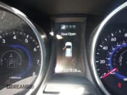 ✅ 2014 Hyundai Santa Fe • VIN: 5XYZUDLB4EG205418 • Lot: 43058157. Listed on IAAI with 137,818 mi. Free auction sales archive from the USA and detailed vehicle history report at DreamBid. Image 15.