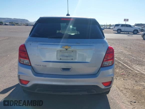 ✅ 2020 Chevrolet Trax LS • VIN: KL7CJNSB8LB312742 • Lot: 43197753. Listed on IAAI with 51,759 mi. Free auction sales archive from the USA and detailed vehicle history report at DreamBid. Image 16.