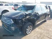 ✅ 2013 Toyota Highlander • VIN: 5TDZA3EHXDS037676 • Лот: 43239935. Опубликован ранее на IAAI с пробегом 190 089 миль. Бесплатный доступ к архиву аукционных продаж из США и подробный отчёт об истории автомобиля на DreamBid. Изображение 2.