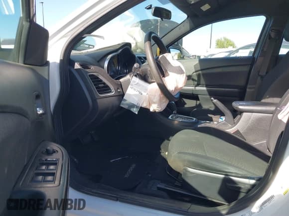 ✅ 2014 Dodge Avenger SE • VIN: 1C3CDZAB8EN215713 • Лот: 41352986. Опубликован ранее на IAAI с пробегом 119 201 миль. Бесплатный доступ к архиву аукционных продаж из США и подробный отчёт об истории автомобиля на DreamBid. Изображение 5.