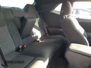 ✅ 2022 Dodge Challenger SXT • VIN: 2C3CDZAG0NH144608 • Lot: 92120125. Wystawiony na Copart z przebiegiem 26 688 mil. Bezpłatny archiwum sprzedaży aukcyjnych z USA i szczegółowy raport historii pojazdu na DreamBid. Zdjęcie 10.