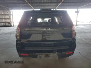 ✅ 2022 Chevrolet Suburban Z71 • VIN: 1GNSKDKD7NR249707 • Lot: 79271484. Wystawiony na Copart z przebiegiem 73 680 mil. Bezpłatny archiwum sprzedaży aukcyjnych z USA i szczegółowy raport historii pojazdu na DreamBid. Zdjęcie 6.
