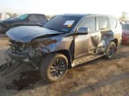 ✅ 2021 Lexus GX 460 Premium • VIN: JTJAM7BX7M5300720 • Lot: 43450193. Wystawiony na IAAI z przebiegiem 20 564 mil. Bezpłatny archiwum sprzedaży aukcyjnych z USA i szczegółowy raport historii pojazdu na DreamBid. Zdjęcie 18.