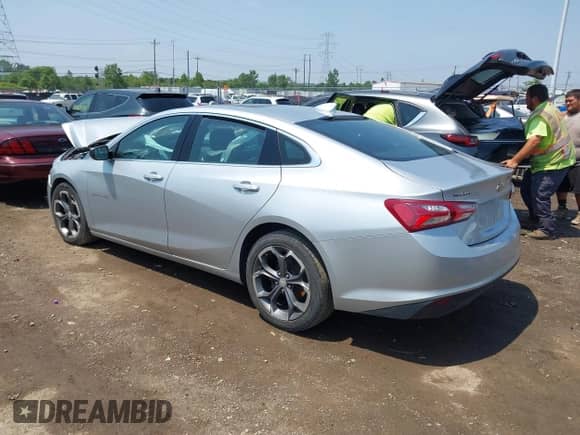 2021 Chevrolet Malibu LT z VIN 1G1ZD5ST4MF062111, wystawiony jako IAAI lot #42914332 z przebiegiem Nie podano mil oraz . Historia ofert i sprzedaży dostępna na DreamBid. Obrazek 3.