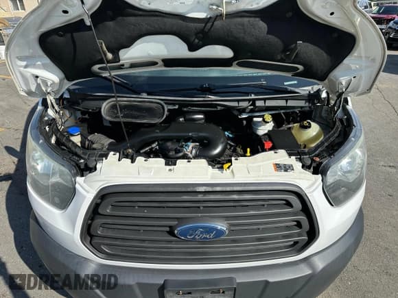 ✅ 2016 Ford Transit XL • VIN: 1FDZX2CM7GKA08636 • Лот: 64202285. Опубликован ранее на Copart с пробегом 288 548 миль. Бесплатный доступ к архиву аукционных продаж из США и подробный отчёт об истории автомобиля на DreamBid. Изображение 6.