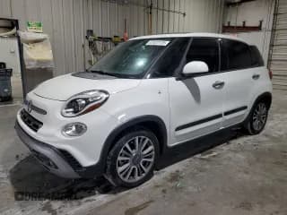 ✅ 2019 FIAT 500L Trekking • VIN: ZFBNFADH9KZ041805 • Lot: 57522175. Listed on Copart with 22,118 mi. Free auction sales archive from the USA and detailed vehicle history report at DreamBid. Image 1.