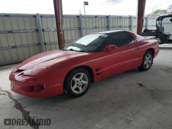 ✅ 2002 Pontiac Firebird Firebird • VIN: 2G2FS22KX22112180 • Lot: 48508295. Wystawiony na Copart z przebiegiem Nie podano. Bezpłatny archiwum sprzedaży aukcyjnych z USA i szczegółowy raport historii pojazdu na DreamBid. Zdjęcie 1.