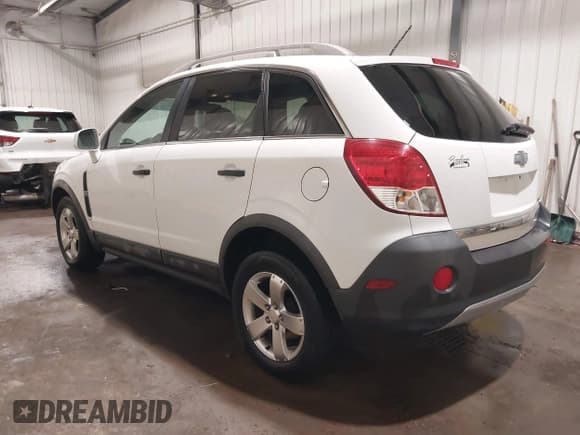 ✅ 2012 Chevrolet Captiva Sport LS • VIN: 3GNAL2EK7CS597671 • Lot: 42254822. Wystawiony na IAAI z przebiegiem 116 290 mil. Bezpłatny archiwum sprzedaży aukcyjnych z USA i szczegółowy raport historii pojazdu na DreamBid. Zdjęcie 3.