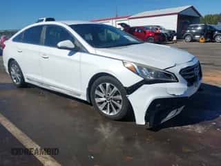 2015 Hyundai Sonata Limited with VIN 5NPE34AF2FH124029, listed as a IAAI auction lot 43447325 with 209,523 mi miles and . Bid and sale history available at DreamBid. Image 1.