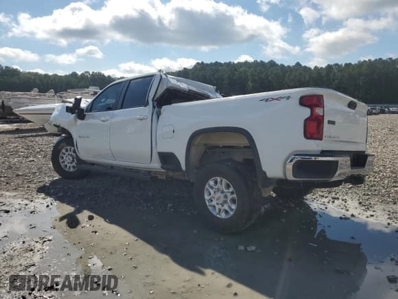 ✅ 2021 Chevrolet Silverado 2500HD LT • VIN: 1GC1YNEY3MF314799 • Lot: 82166655. Listed on Copart with Not provided. Free auction sales archive from the USA and detailed vehicle history report at DreamBid. Image 2.