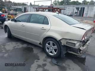 2011 Chevrolet Malibu 1LT z VIN 1G1ZC5E16BF304200, wystawiony jako IAAI lot #43411872 z przebiegiem 193 025 mil mil oraz . Historia ofert i sprzedaży dostępna na DreamBid. Obrazek 3.