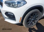 ✅ 2019 BMW X4 xDrive30i • VIN: 5UXUJ3C59KLG57079 • Lot: 41978805. Listed on IAAI with 72,619 mi. Free auction sales archive from the USA and detailed vehicle history report at DreamBid. Image 20.