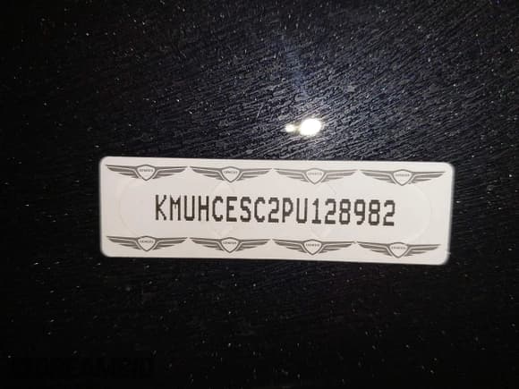 ✅ 2023 Genesis GV80 • VIN: KMUHCESC2PU128982 • Lot: 41795055. Wystawiony na IAAI z przebiegiem 16 222 mil. Bezpłatny archiwum sprzedaży aukcyjnych z USA i szczegółowy raport historii pojazdu na DreamBid. Zdjęcie 18.