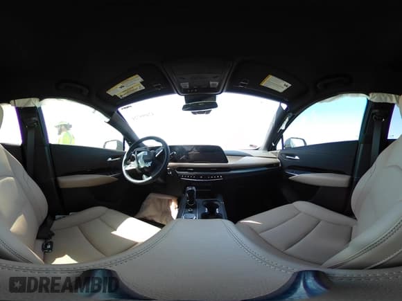 ✅ 2024 Cadillac XT4 FWD Luxury • VIN: 1GYAZAR41RF247456 • Lot: 42005721. Wystawiony na IAAI z przebiegiem 14 069 mil. Bezpłatny archiwum sprzedaży aukcyjnych z USA i szczegółowy raport historii pojazdu na DreamBid. Zdjęcie 19.