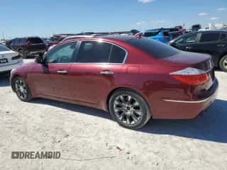 2011 Hyundai Genesis z VIN KMHGC4DE7BU140346, wystawiony jako Copart lot #73292964 z przebiegiem 205 763 mil mil oraz Czysty tytuł • Clean title. Historia ofert i sprzedaży dostępna na DreamBid. Obrazek 2.