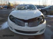 ✅ 2016 Lincoln MKZ • VIN: 3LN6L2J99GR607661 • Lot: 43864420. Wystawiony na IAAI z przebiegiem 159 439 mil. Bezpłatny archiwum sprzedaży aukcyjnych z USA i szczegółowy raport historii pojazdu na DreamBid. Zdjęcie 13.