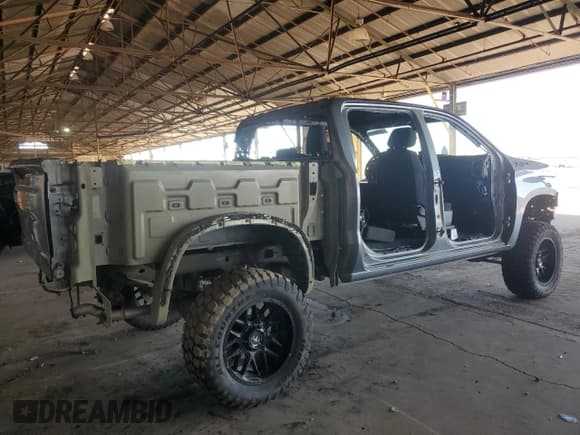 ✅ 2020 Chevrolet Silverado 1500 LT Trail Boss • VIN: 3GCPYFED4LG299952 • Lot: 71390584. Wystawiony na Copart z przebiegiem 75 823 mil. Bezpłatny archiwum sprzedaży aukcyjnych z USA i szczegółowy raport historii pojazdu na DreamBid. Zdjęcie 3.