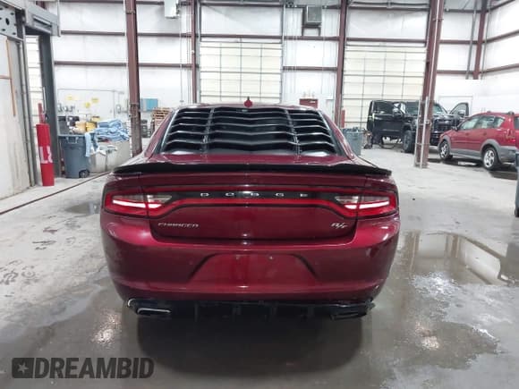 ✅ 2017 Dodge Charger R/T • VIN: 2C3CDXCTXHH557168 • Lot: 43597078. Listed on IAAI with 82,967 mi. Free auction sales archive from the USA and detailed vehicle history report at DreamBid. Image 17.