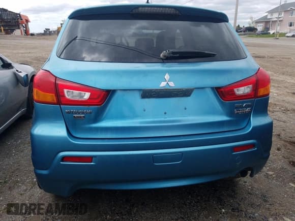 ✅ 2011 Mitsubishi Outlander Sport SE • VIN: JA4AJ3AU7BZ608269 • Lot: 57117035. Wystawiony na Copart z przebiegiem 157 928 mil. Bezpłatny archiwum sprzedaży aukcyjnych z USA i szczegółowy raport historii pojazdu na DreamBid. Zdjęcie 6.