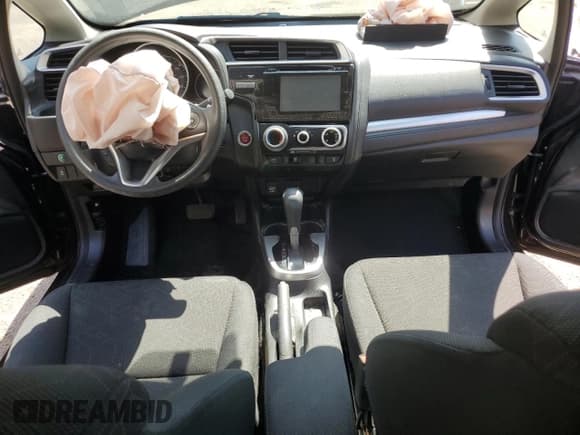 ✅ 2015 Honda Fit EX-L • VIN: 3HGGK5H84FM722160 • Lot: 55598405. Listed on Copart with 109,500 mi. Free auction sales archive from the USA and detailed vehicle history report at DreamBid. Image 8.