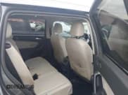 ✅ 2018 Volkswagen Tiguan SEL • VIN: 3VV3B7AX9JM015706 • Лот: 43397549. Опубликован ранее на IAAI с пробегом 154 070 миль. Бесплатный доступ к архиву аукционных продаж из США и подробный отчёт об истории автомобиля на DreamBid. Изображение 8.