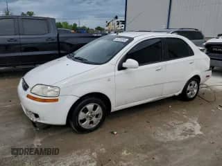 2006 Chevrolet Aveo LS z VIN KL1TD56646B556472, wystawiony jako Copart lot #54791045 z przebiegiem 221 356 mil mil oraz Nie do naprawy • Non repairable. Historia ofert i sprzedaży dostępna na DreamBid. Obrazek 1.