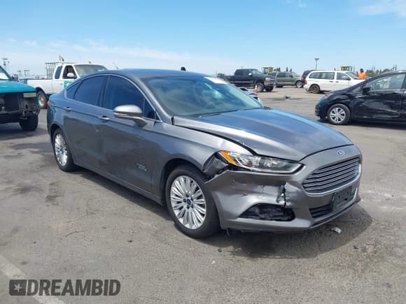 ✅ 2014 Ford Fusion Titanium • VIN: 3FA6P0SU9ER337883 • Лот: 42650248. Опубликован ранее на IAAI с пробегом 163 672 миль. Бесплатный доступ к архиву аукционных продаж из США и подробный отчёт об истории автомобиля на DreamBid. Изображение 1.