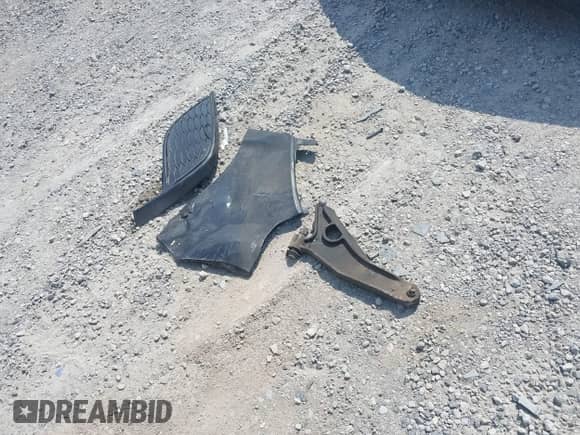 2022 Toyota Camry SE with VIN 4T1G11BK1NU053821, listed as a IAAI auction lot 42936203 with 41,547 mi miles and . Bid and sale history available at DreamBid. Image 11.