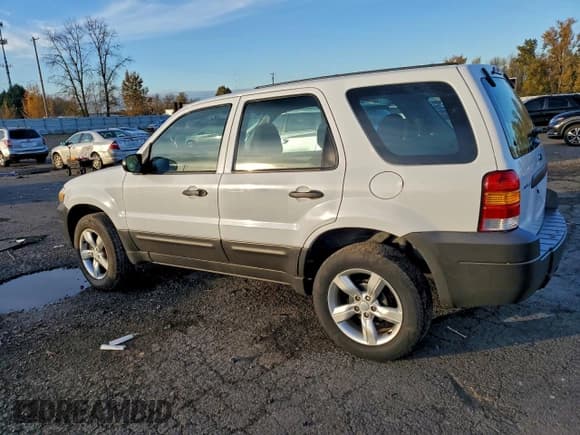 ✅ 2007 Ford Escape XLS • VIN: 1FMYU02Z97KA90892 • Lot: 94980705. Wystawiony na Copart z przebiegiem 189 254 mil. Bezpłatny archiwum sprzedaży aukcyjnych z USA i szczegółowy raport historii pojazdu na DreamBid. Zdjęcie 2.