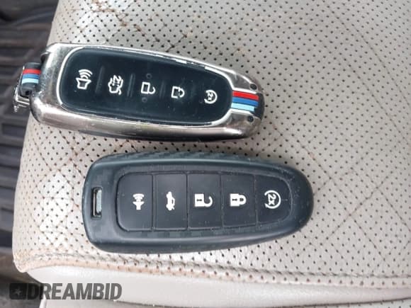 ✅ 2011 Ford Explorer Limited • VIN: 1FMHK8F84BGA56540 • Lot: 43189466. Wystawiony na IAAI z przebiegiem 167 853 mil. Bezpłatny archiwum sprzedaży aukcyjnych z USA i szczegółowy raport historii pojazdu na DreamBid. Zdjęcie 11.