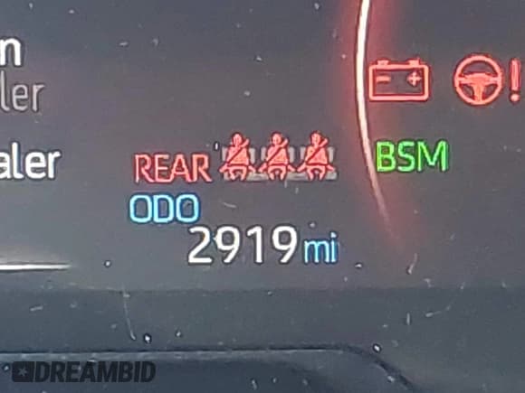 ✅ 2024 Toyota RAV4 XLE Premium • VIN: 2T3C1RFV8RW355704 • Lot: 42029928. Listed on IAAI with 2,919 mi. Free auction sales archive from the USA and detailed vehicle history report at DreamBid. Image 15.