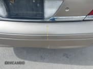 ✅ 2005 Ford Crown Victoria Standard • VIN: 2FAFP73W65X114422 • Lot: 41301890. Listed on IAAI with 209,199 mi. Free auction sales archive from the USA and detailed vehicle history report at DreamBid. Image 12.