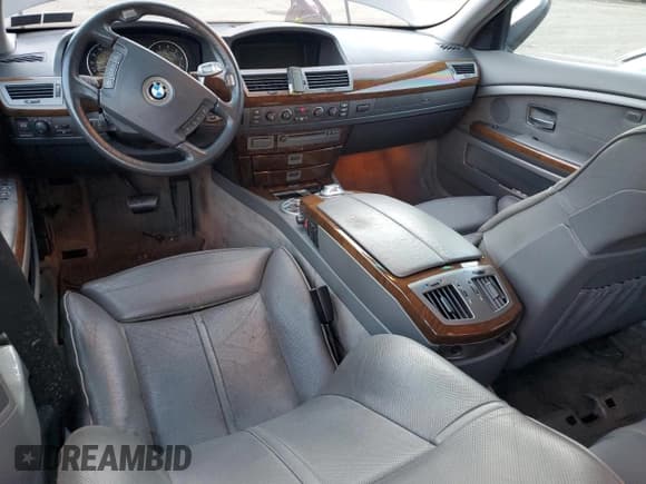 ✅ 2003 BMW 7 Series 745i • VIN: WBAGL63403DP62634 • Лот: 90844105. Опубликован ранее на Copart с пробегом 162 418 миль. Бесплатный доступ к архиву аукционных продаж из США и подробный отчёт об истории автомобиля на DreamBid. Изображение 8.