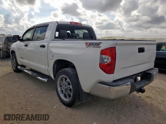 ✅ 2016 Toyota Tundra SR5 • VIN: 5TFEM5F10GX105078 • Лот: 84361855. Опубликован ранее на Copart с пробегом 165 029 миль. Бесплатный доступ к архиву аукционных продаж из США и подробный отчёт об истории автомобиля на DreamBid. Изображение 2.