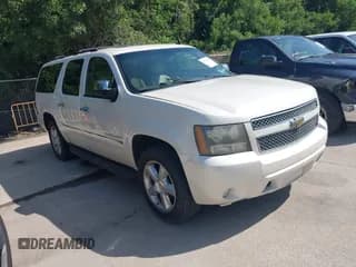 ✅ 2011 Chevrolet Suburban LTZ • VIN: 1GNSCKE09BR201504 • Lot: 42703687. Wystawiony na IAAI z przebiegiem 223 838 mil. Bezpłatny archiwum sprzedaży aukcyjnych z USA i szczegółowy raport historii pojazdu na DreamBid. Zdjęcie 1.