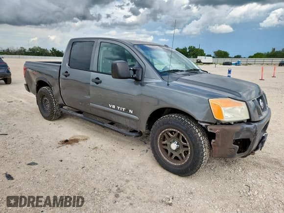 ✅ 2010 Nissan Titan XE • VIN: 1N6AA0EC5AN318184 • Lot: 63862545. Listed on Copart with 217,615 mi. Free auction sales archive from the USA and detailed vehicle history report at DreamBid. Image 4.