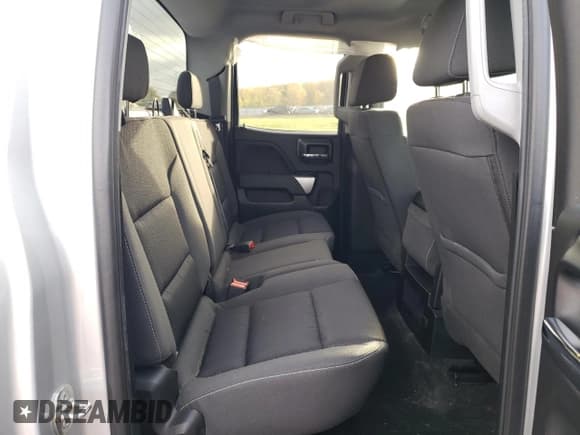 ✅ 2018 Chevrolet Silverado 1500 LT • VIN: 1GCVKREC5JZ104021 • Lot: 82649085. Listed on Copart with 29,630 mi. Free auction sales archive from the USA and detailed vehicle history report at DreamBid. Image 10.