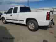 2001 Chevrolet Silverado 1500 LT z VIN 1GCEC19T61Z196121, wystawiony jako Copart lot #52824795 z przebiegiem 201 224 mil mil oraz Szkoda całkowita • Salvage title. Historia ofert i sprzedaży dostępna na DreamBid. Obrazek 2.
