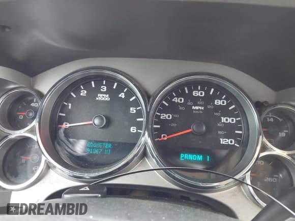 ✅ 2013 GMC Sierra 2500HD Work Truck • VIN: 1GT02ZCG9DZ153548 • Lot: 41930810. Wystawiony na IAAI z przebiegiem 91 367 mil. Bezpłatny archiwum sprzedaży aukcyjnych z USA i szczegółowy raport historii pojazdu na DreamBid. Zdjęcie 7.