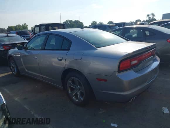 ✅ 2014 Dodge Charger RT • VIN: 2C3CDXCT9EH171742 • Lot: 43012411. Listed on IAAI with 256,632 mi. Free auction sales archive from the USA and detailed vehicle history report at DreamBid. Image 14.