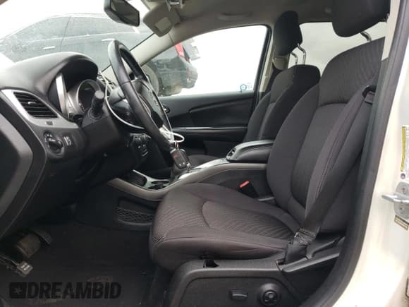 ✅ 2013 Dodge Journey SXT • VIN: 3C4PDCCG4DT637785 • Lot: 85949265. Wystawiony na Copart z przebiegiem 92 031 mil. Bezpłatny archiwum sprzedaży aukcyjnych z USA i szczegółowy raport historii pojazdu na DreamBid. Zdjęcie 7.