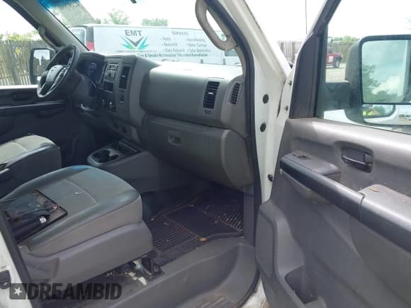 ✅ 2014 Nissan NV S • VIN: 1N6BF0KL4EN103105 • Лот: 42197998. Опубликован ранее на IAAI с пробегом 337 550 миль. Бесплатный доступ к архиву аукционных продаж из США и подробный отчёт об истории автомобиля на DreamBid. Изображение 5.