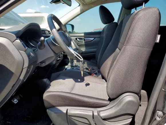 ✅ 2019 Nissan Rogue S • VIN: JN8AT2MT1KW267230 • Лот: 84705265. Опубликован ранее на Copart с пробегом 55 346 миль. Бесплатный доступ к архиву аукционных продаж из США и подробный отчёт об истории автомобиля на DreamBid. Изображение 7.