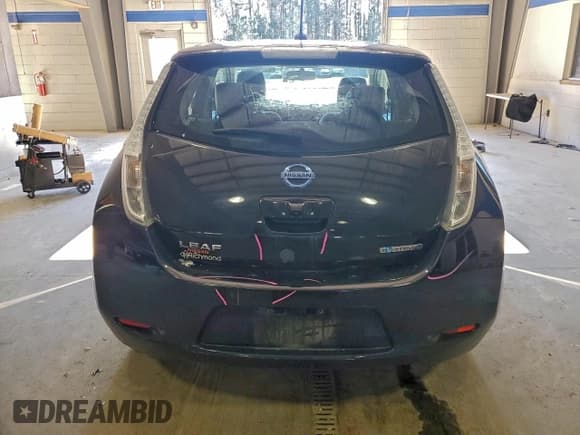 ✅ 2015 Nissan LEAF SL • VIN: 1N4AZ0CP4FC333074 • Lot: 95296585. Listed on Copart with 69,492 mi. Free auction sales archive from the USA and detailed vehicle history report at DreamBid. Image 6.