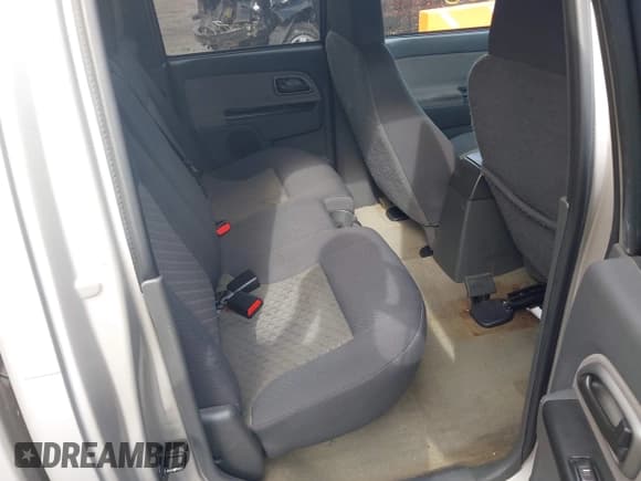 ✅ 2004 GMC Canyon 1SB SLE Z85 • VIN: 1GTDT136348137245 • Lot: 43536737. Listed on IAAI with 215,330 mi. Free auction sales archive from the USA and detailed vehicle history report at DreamBid. Image 8.