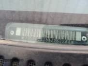 ✅ 2003 Chevrolet Suburban LS • VIN: 1GNEC16T33J262864 • Лот: 61648255. Опубликован ранее на Copart с пробегом 298 652 миль. Бесплатный доступ к архиву аукционных продаж из США и подробный отчёт об истории автомобиля на DreamBid. Изображение 14.