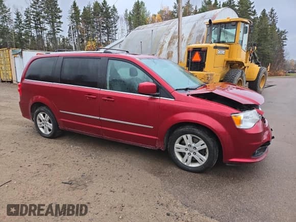 ✅ 2015 Dodge Grand Caravan Crew Plus • VIN: 2C4RDGDG6FR700907 • Lot: 86157815. Wystawiony na Copart z przebiegiem 211 878 mil. Bezpłatny archiwum sprzedaży aukcyjnych z USA i szczegółowy raport historii pojazdu na DreamBid. Zdjęcie 4.