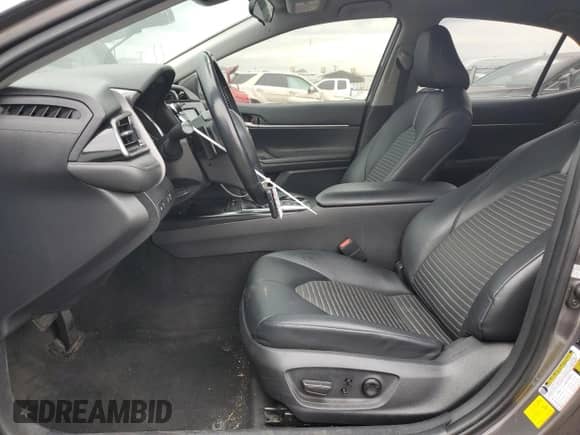 2020 Toyota Camry Hybrid SE с VIN 4T1G31AK2LU519524, выставлен на аукционе Copart как лот 70734245 с пробегом 85 086 миль миль и Списание • Salvage title. История ставок и продаж доступна на DreamBid. Изображение 7.