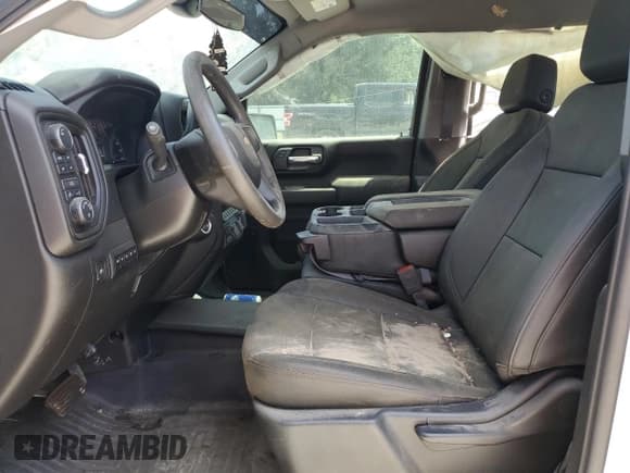 ✅ 2024 Chevrolet Silverado 2500HD Work Truck • VIN: 1GC4YLE7XRF336802 • Лот: 81660825. Опубликован ранее на Copart с пробегом Не указан. Бесплатный доступ к архиву аукционных продаж из США и подробный отчёт об истории автомобиля на DreamBid. Изображение 7.